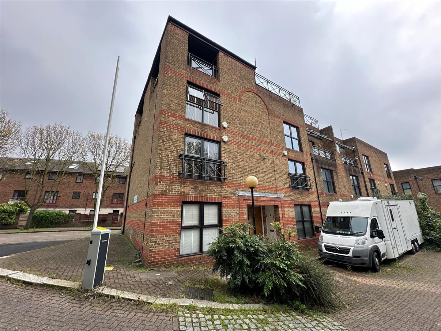 Office at 1 Onega Gate, Surrey Quays, London, SE16 7PF — photo 11 of 11