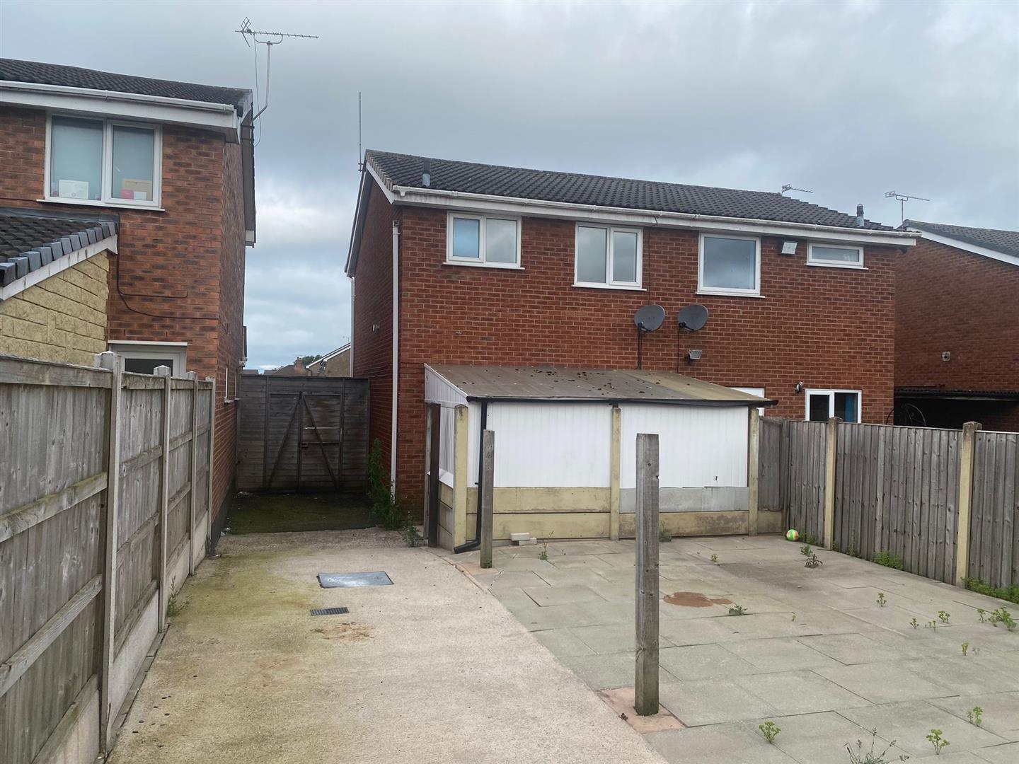 2 bedroom semi-detached house at Cromer Drive, Crewe, CW1 — photo 11 of 11