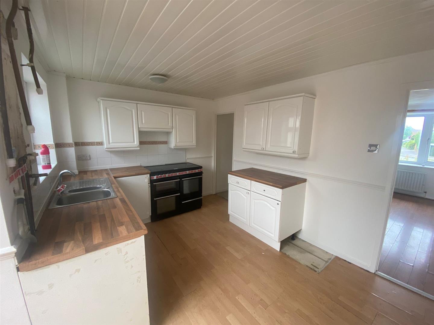 2 bedroom semi-detached house at Cromer Drive, Crewe, CW1 — photo 4 of 11