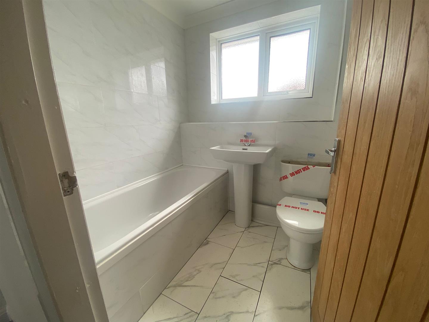2 bedroom semi-detached house at Cromer Drive, Crewe, CW1 — photo 5 of 11