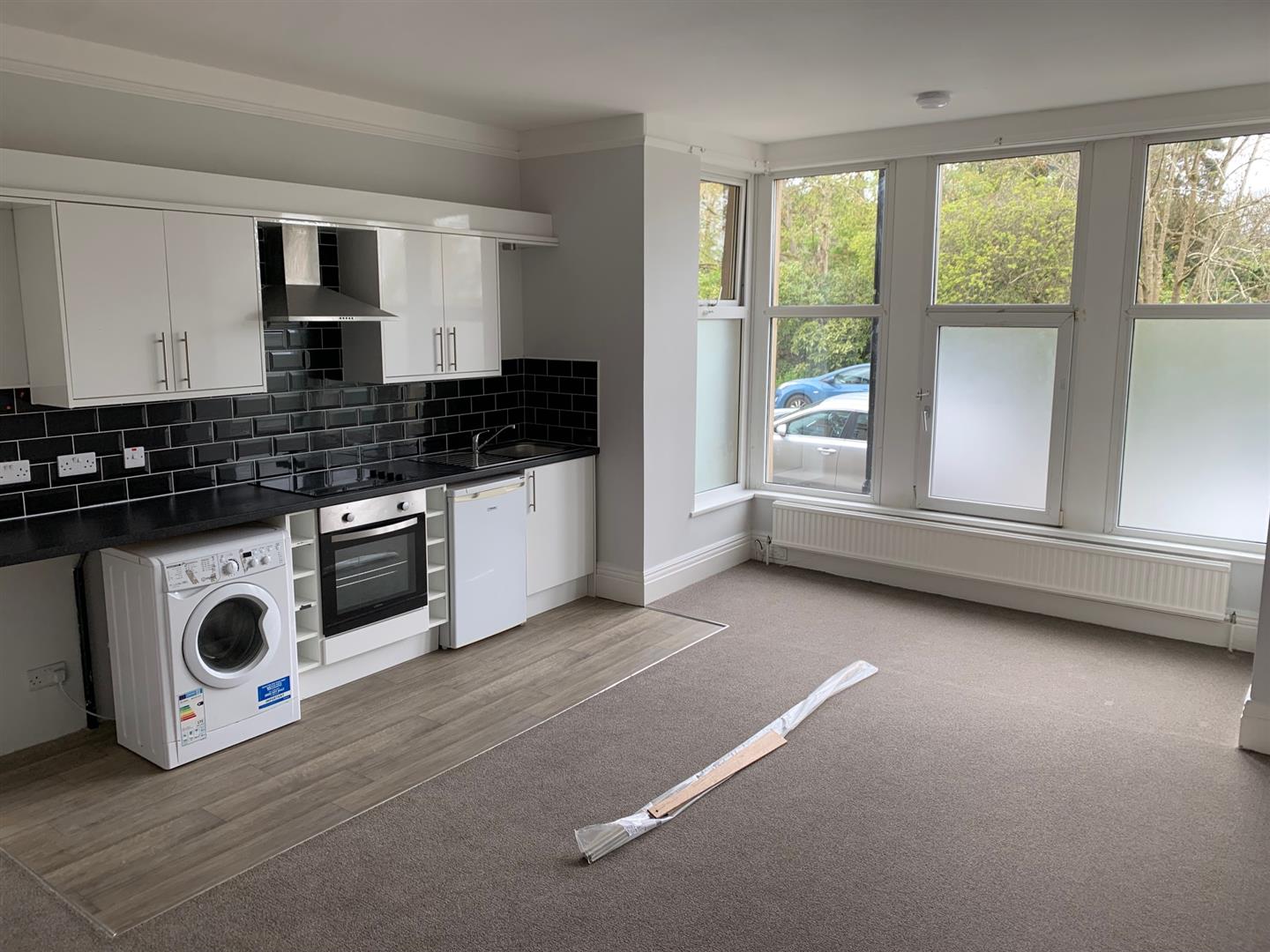 13 bedroom investment at Harlow Moor Drive, Harrogate — photo 4 of 7