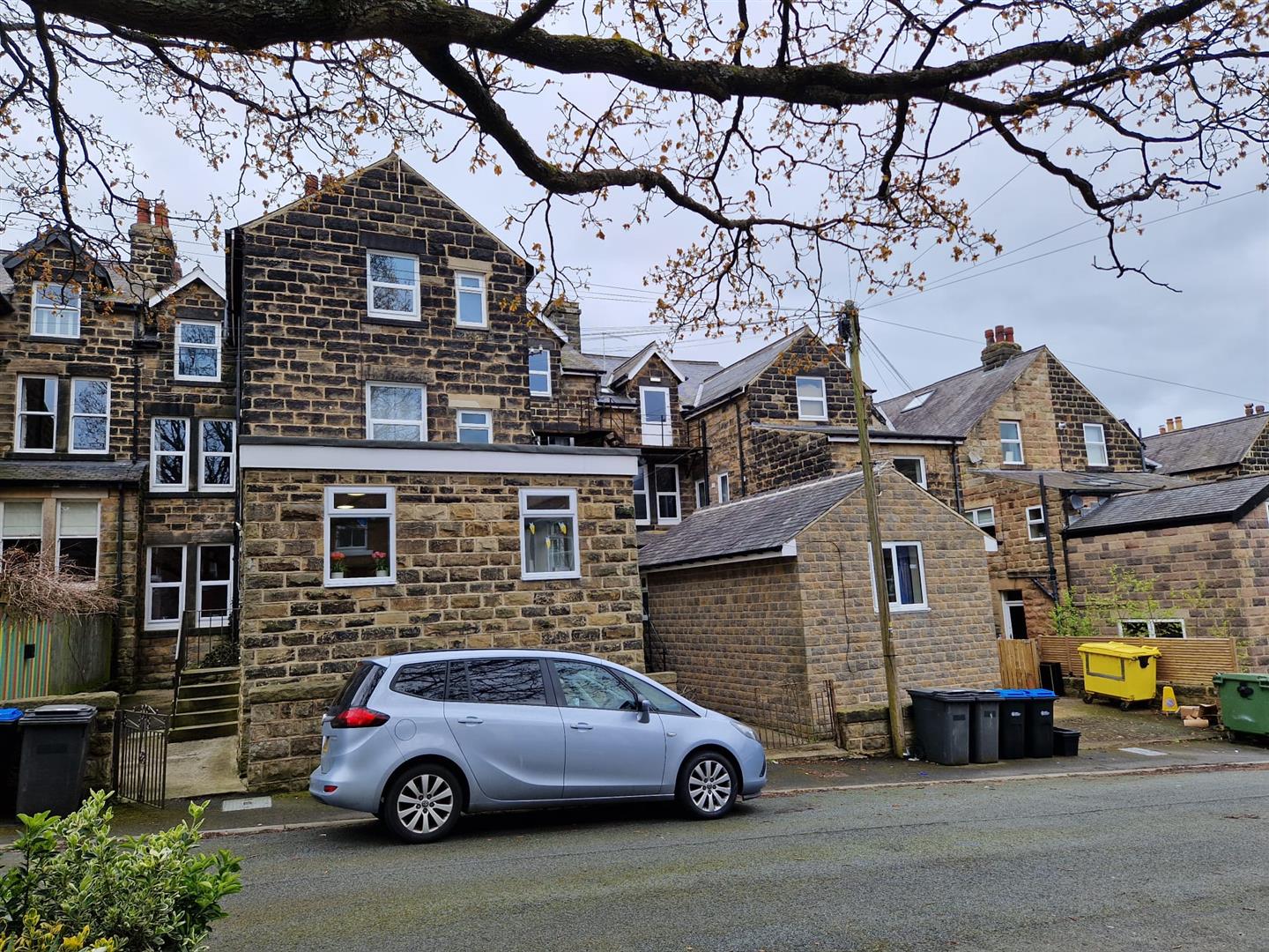 13 bedroom investment at Harlow Moor Drive, Harrogate — photo 5 of 7